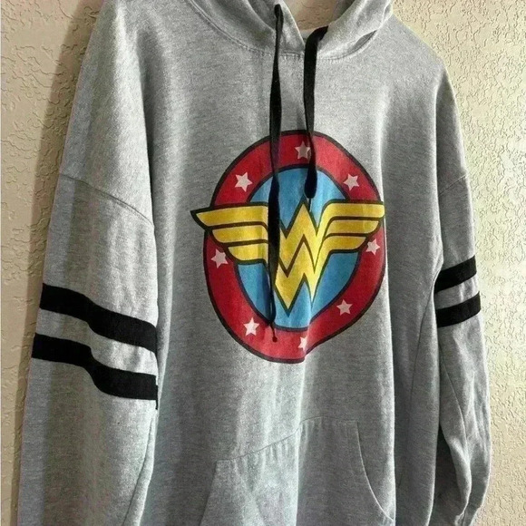 Wonder Woman Hoodie Size XL Gray Logo Kangaroo Pocket Long Sleeve, DC comics - Picture 5 of 5